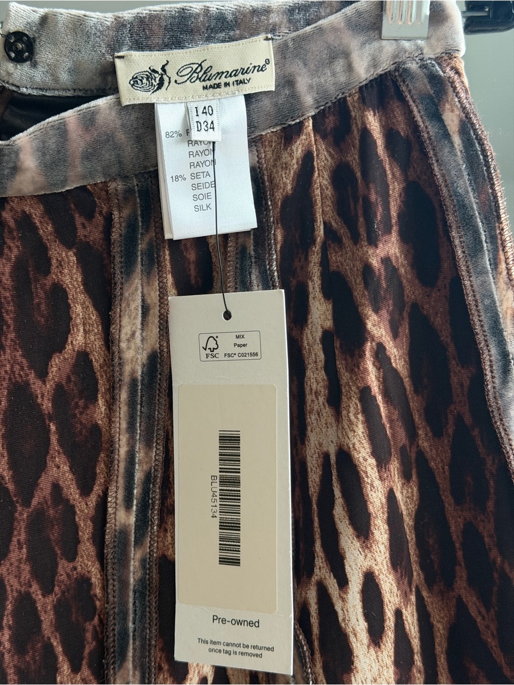 Skirt Subcategory Classification - Picture 6 of 6